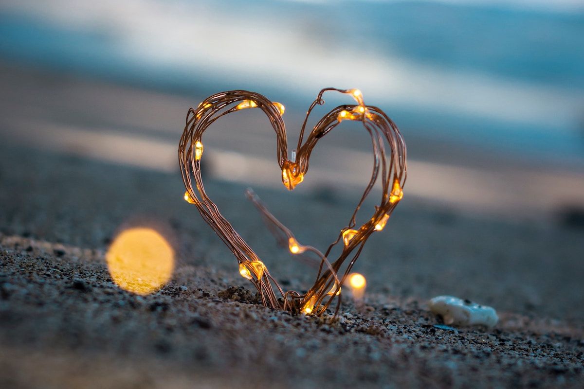 Cha mẹ nên làm gì khi con thất tình?