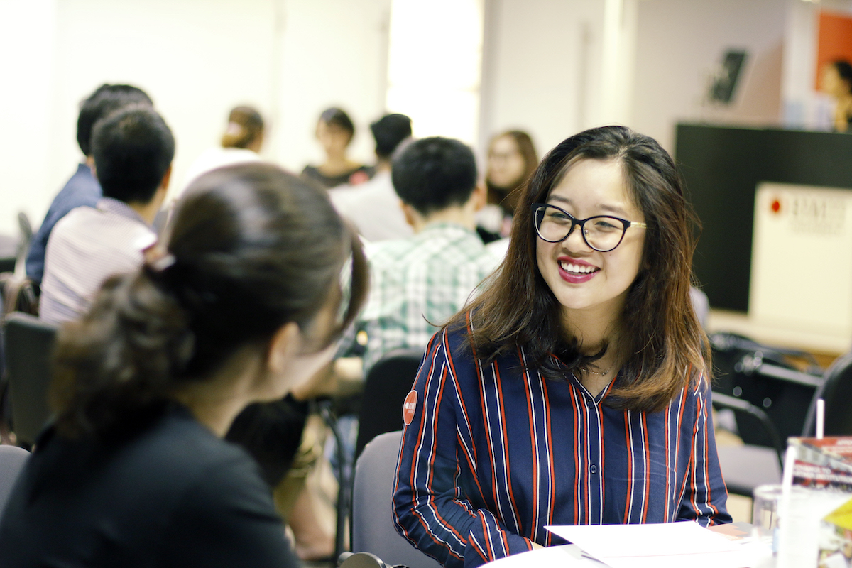 Khi hai nhóm đặc tính nghề nghiệp Xã hội và Quản lý ở trong cùng một người