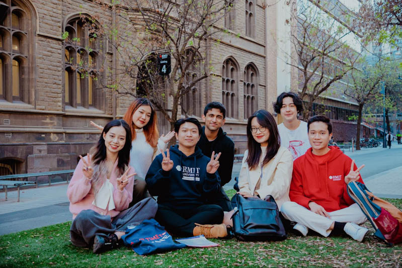 hoc nganh quang cao o dau