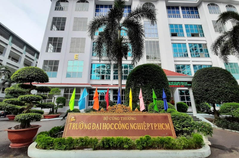 nganh tri tue nhan tao hoc o truong nao