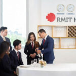 quan tri khach san nen hoc truong nao